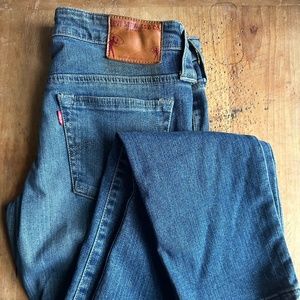 VINTAGE LEVI’S, size 28